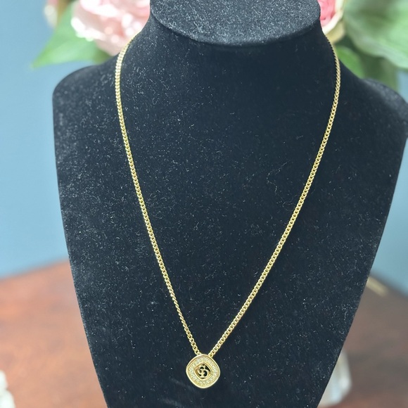 Authentic Christian Dior Gold-Tone Necklace Gold Pendant Necklace - Picture 4 of 6
